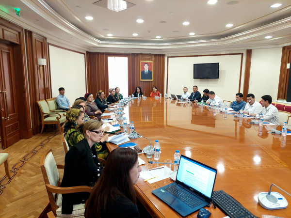 Туркменистан перенимает опыт России в области нормативно-правового регулирования рынка ценных бумаг